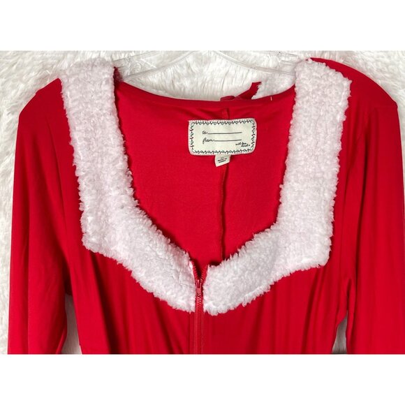 NWT Derek Heart Women's XL Santa Suit with Hat Zip Front Black Belt Faux Sherpa - Picture 4 of 8